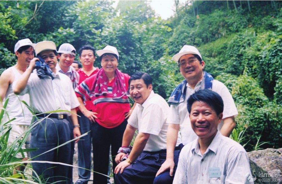 19996(x)ƽڸɭֹ@Ӽo(j)ëϯl(f)չw\(yn)(dng)(qing)w|(zh)}~47ɽ(dng)DƬ(li)Դ(x)ƽڸ(c)